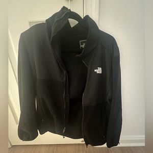 Girls north face Denali jacket